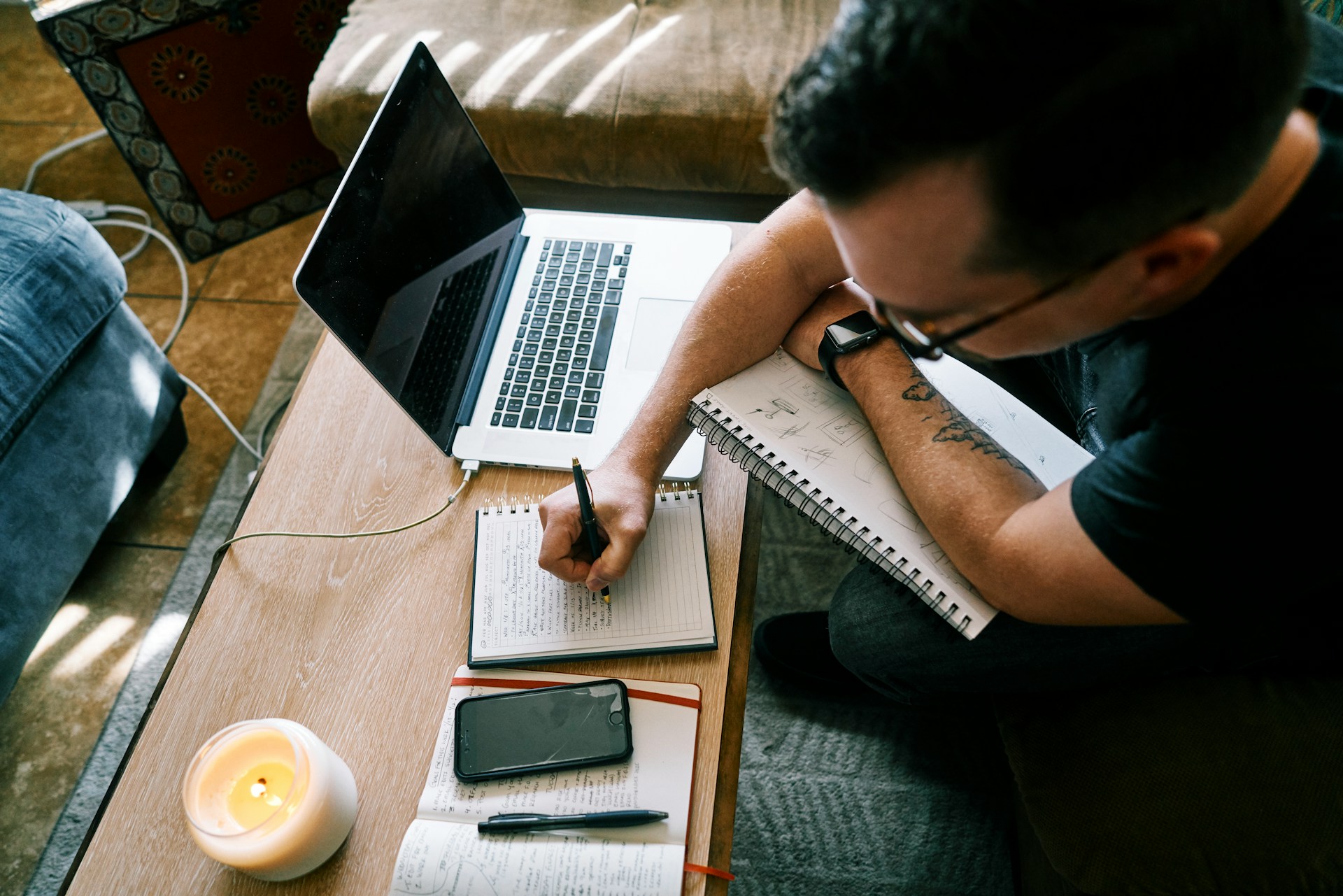 Como vender conteúdo digital na internet? Guia de 8 passos